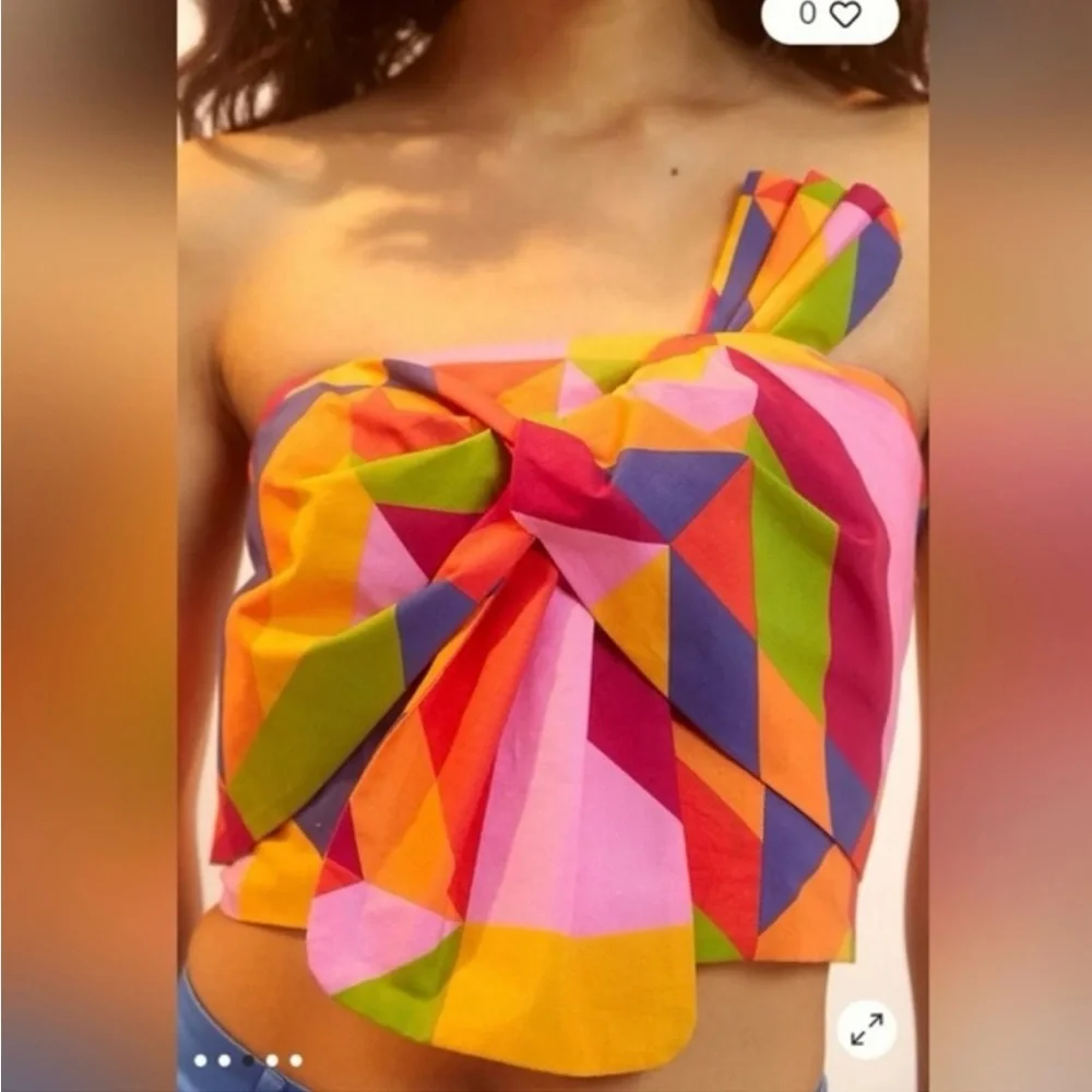 FARM Rio Multicolor Geometric Crop Top - Picture 2 of 8